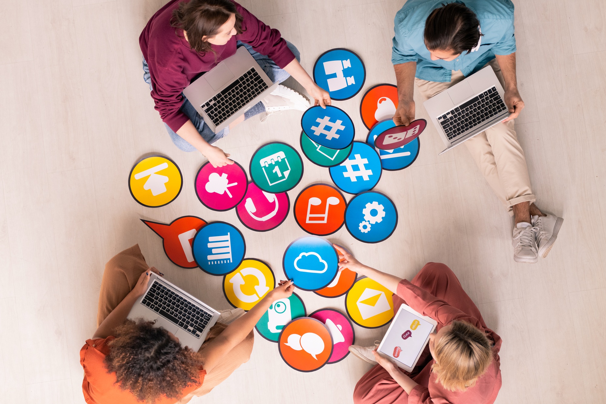 réseaux sociaux Réseaux sociaux